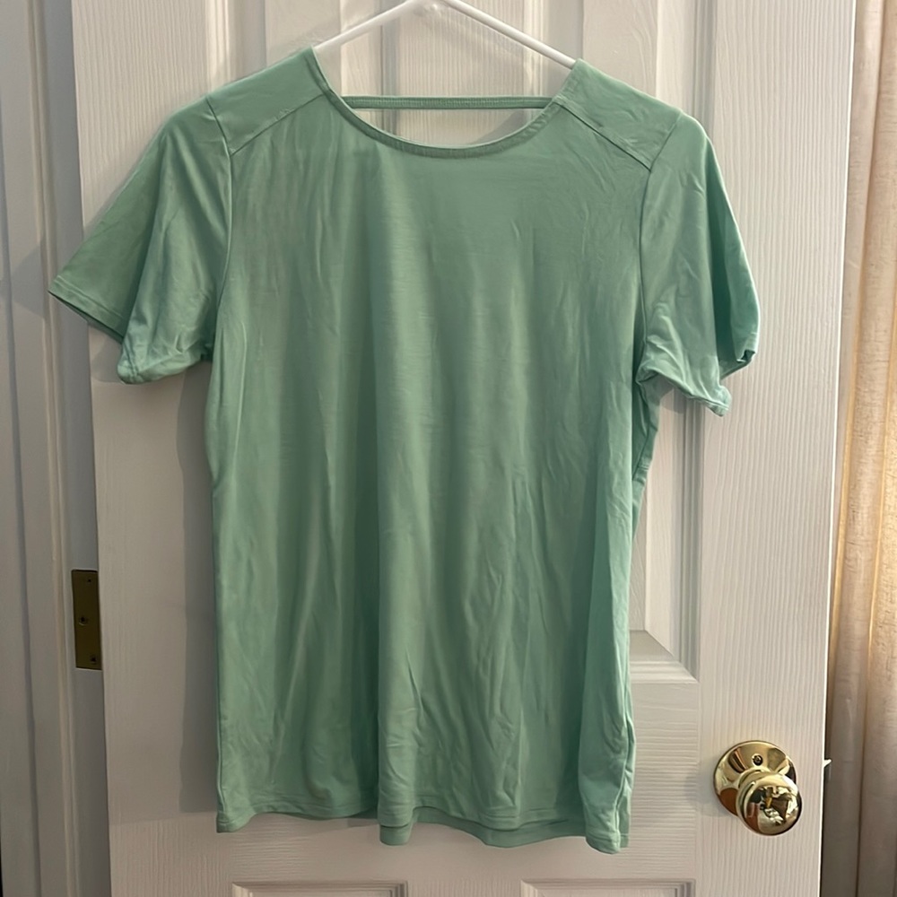Columbia athletic shirt